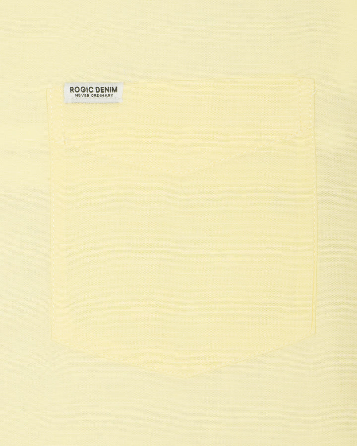 LIGHTWEIGHT SHIRT IN YELLOW