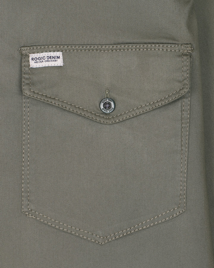 DOUBLE POCKET SOLID SHIRT IN OLIVE