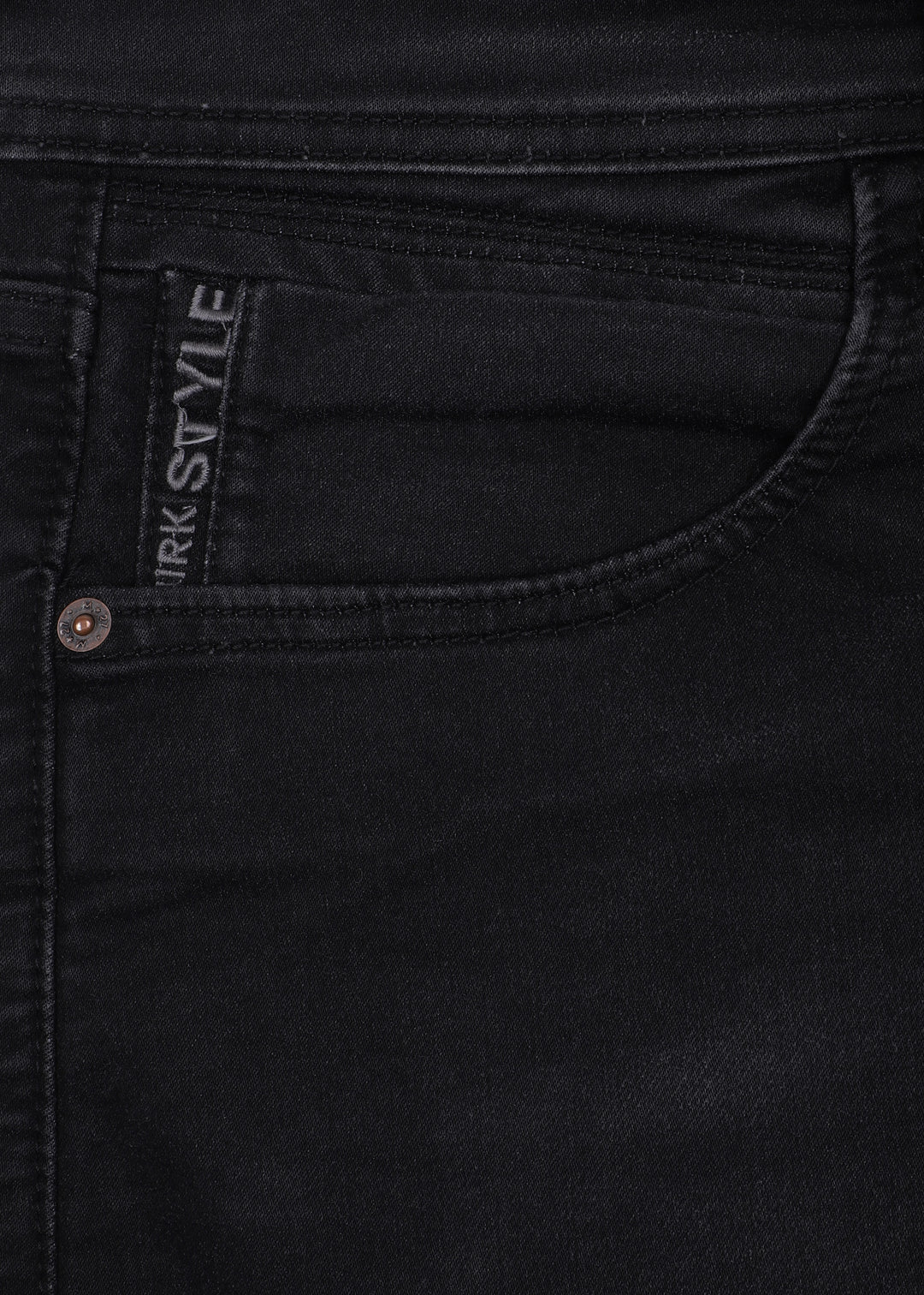 STUDIO JEANS <BR> in CARBON BLACK