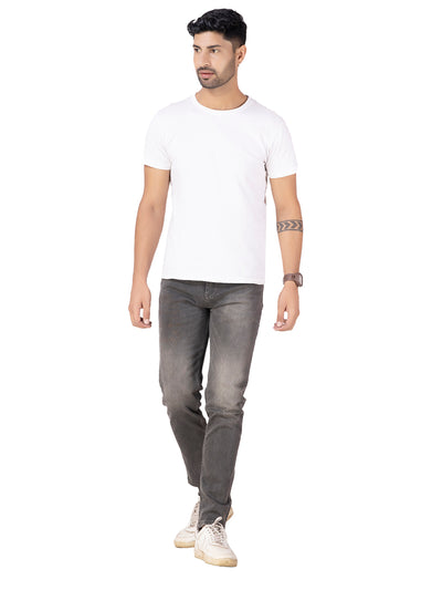 FRONT EMBROIDERY DETIAL JEANS <br> Motif - deep olive