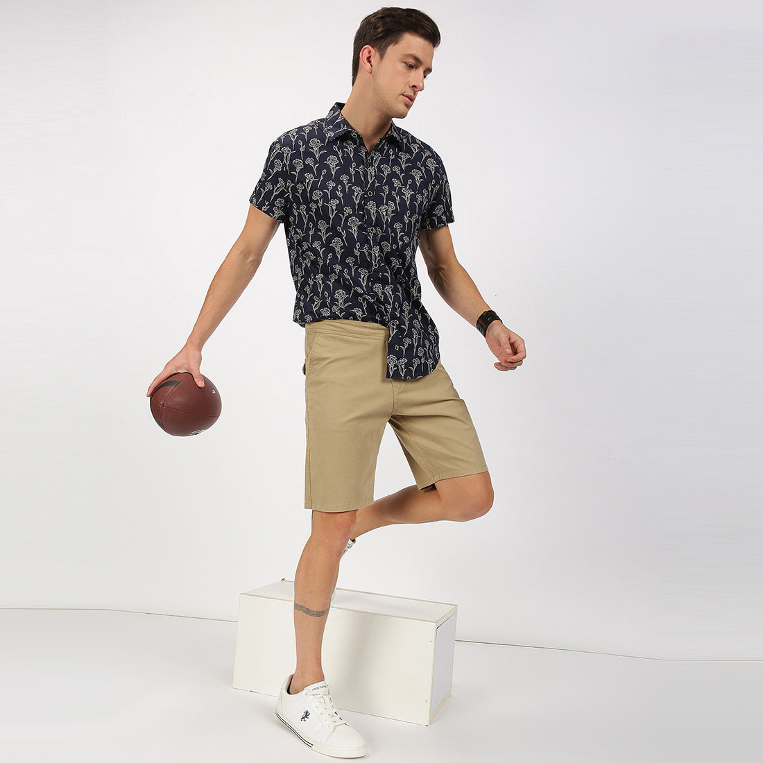 The Easy Shorts <br> in Camel